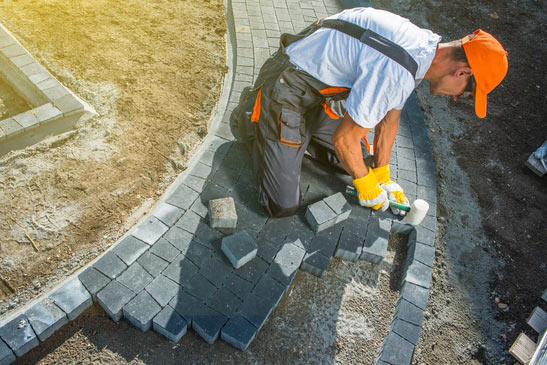 Pose de pavé uni